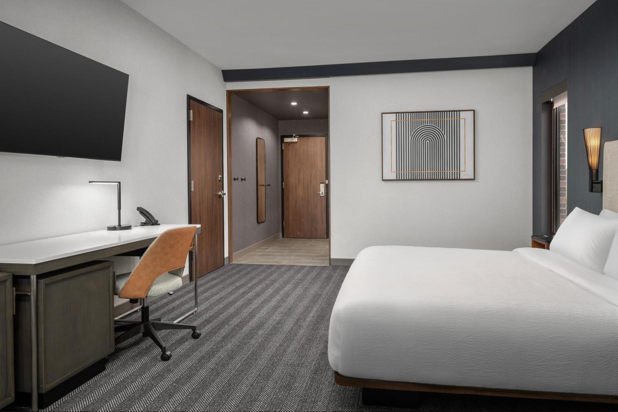 Courtyard By Marriott
