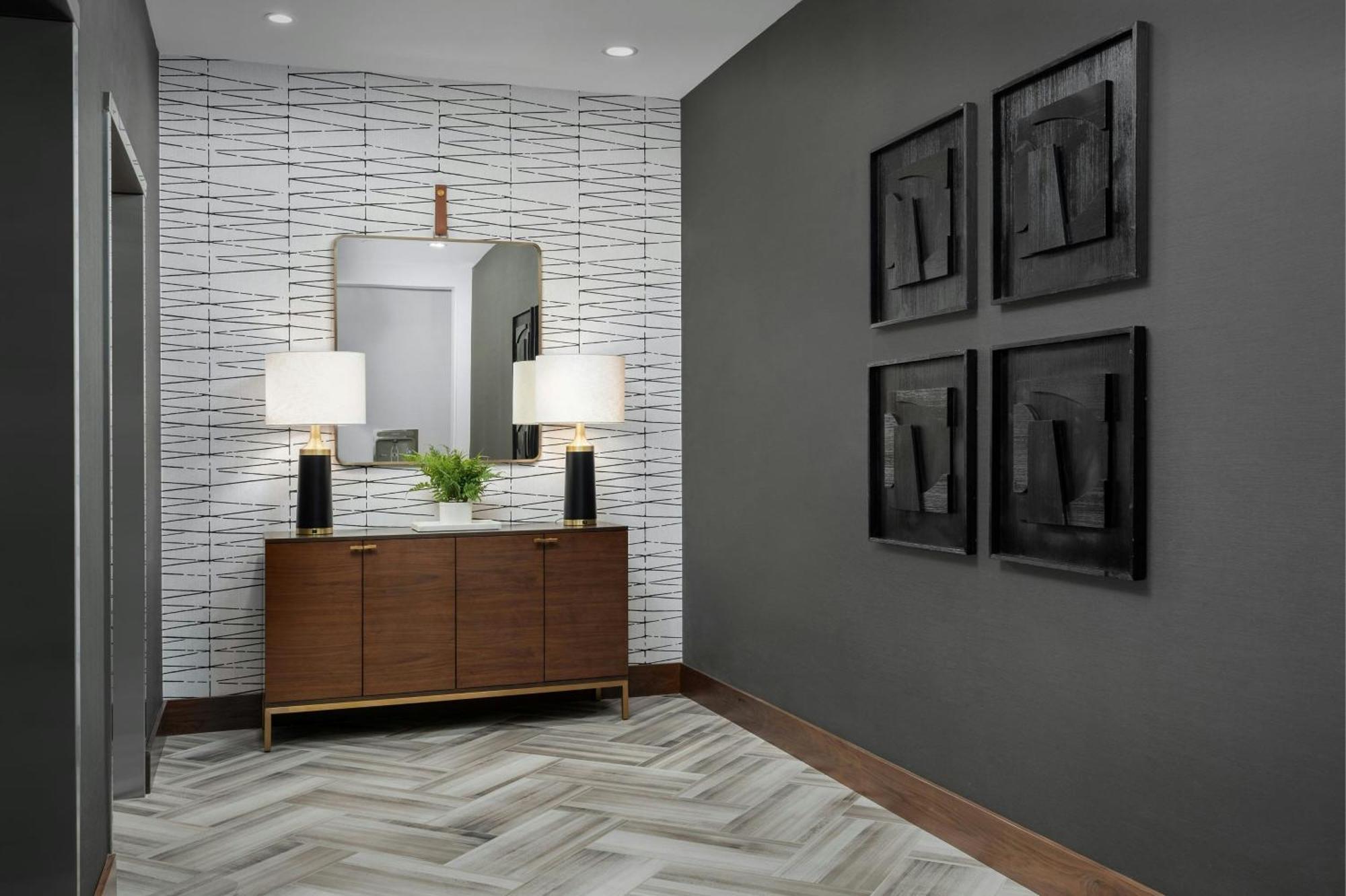 Courtyard By Marriott Hotel